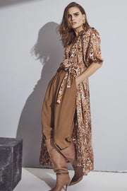 Daria Wrap Dress | Walnut | Slå-om kjole med print fra Co'Couture