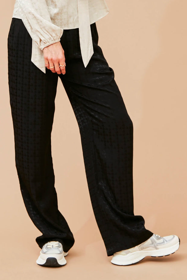 Stunning Pants | Black | Bukser fra Freequent