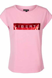 Elly Tee | Prism pink | T-shirt fra Liberté Essentiel