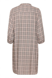 Jessa Shirt | Brown Check | Ternet lang skjorte fra Culture