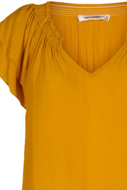 SUNRISE TOP S/S SHIRT | Mustard | Top fra CO'COUTURE