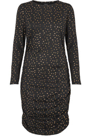 Alma Long Dress | Black Gold Dot (2) | Kjole med polkaprikker fra Liberté