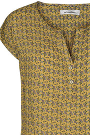 Doobie Chaney | Mustard | Top fra Co'couture
