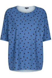Alma T-shirt | Blå | T-Shirt med polka prikker fra Liberté