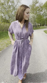 Gladis Dress | Lavender | Kjole fra Black Colour