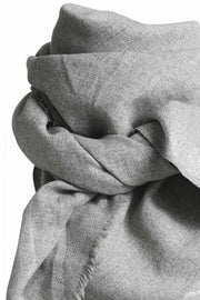 Addi scarf | Light Grey | Uldtørklæde med lurex stribe fra Stylesnob
