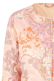 Padded Jacket | Coral blush | Kort jakke med print fra Ilse Jacobsen