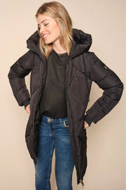 Aimee Down Jacket | Black | Jakke fra Mos Mosh