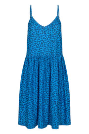 Alma Frill Slip Dress | Sky Blue Leo | Stropkjole med print fra Liberté