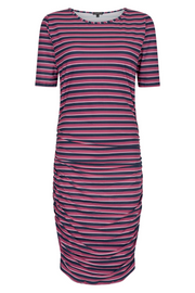 Alma-Dress3 | Rasberry Stripes | Kjole fra Liberté