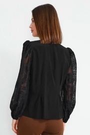 Asmine Shirt | Black | Skjorte fra Culture