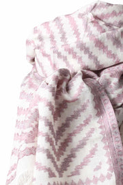 Belem Scarf | Rose | Grafisk tørklæde fra Stylesnob