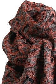 Beth scarf | Tan | Vævet leopard tørklæde fra Stylesnob