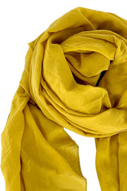 Emma Plain Scarf | Mustard | Silke tørklæde fra Black Colour