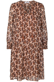 Cream Animal Dust Dress | Nude rose | Kjole med leopard print fra Co'Couture