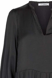 Floyd Dress | Sort | Kjole med flæsekanter fra Co'Couture