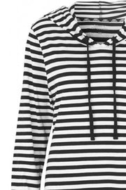 Broken | Black/White stripe | Kjole fra Comfy Copenhagen