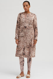 Norma printed Shirt Dress  | Mocha |  Kjole fra Gustav