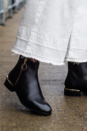 Fever Leather | Black | Ankel støvle fra Copenhagen Shoes