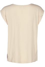 Gene ss mia | White cap | T-shirt fra Freequent