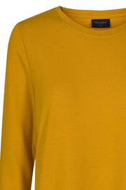 Duve blouse | Golden yellow | Blød basisbluse fra Freequent