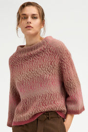 Helmi jacquard knit | Orange Rose | Strik fra Gustav