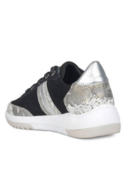 Amber4069 | Black Silver | Sneakers fra Ilse Jacobsen