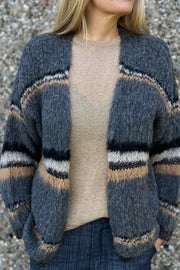Tori Brushed Cardigan | Grey | Strik cardigan fra Black Colour