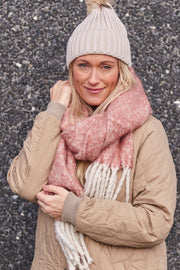 Jen scarf | Dusty rose | Halstørklæde med lyse frynser fra Stylesnob