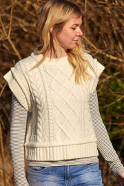 Malley Cable Knit Waistcoat | Off white | Strik vest fra Neo Noir