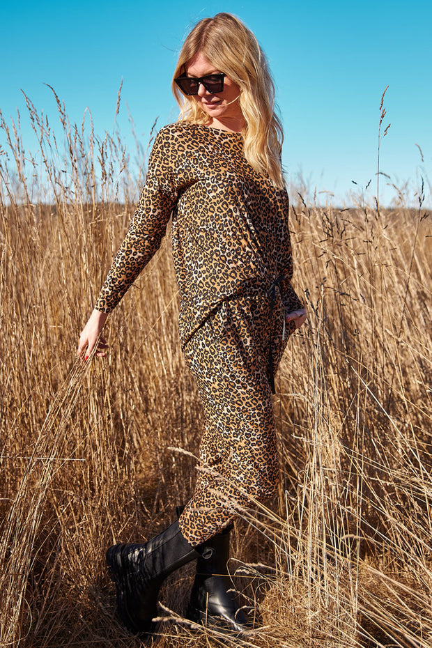 Alma Pants | Leopard | Bløde bukser fra Liberté Essentiel