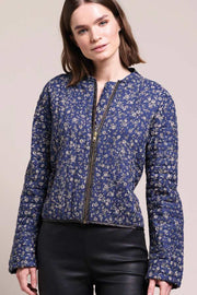 Emilia Jacket | Blå | Jakke med blomsterprint fra Lollys Laundry