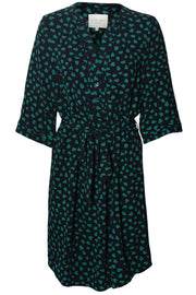 JADE DRESS | Grøn | Kjole med 3/4 ærmer fra LOLLYS LAUNDRY