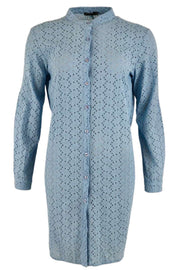 Malkie Embroidery Dress | Light Blue | Broderie anglaise skjortekjole fra Black Colour