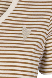 Kenia Glam Stripe V-neck | Bran | T-shirt fra Mos Mosh