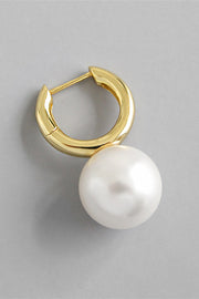 Mieko Pearl Hoops | Guld | Øreringe med stor perle fra Coi