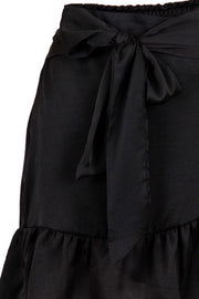 Bella Solid Skirt | Black | Kort nederdel fra Neo Noir