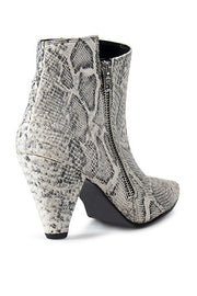 Kuny Boot | Beige | Støvle med slangeskind fra ReDesigned