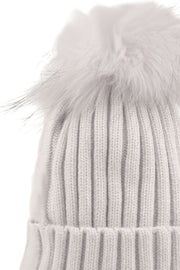 Rae Hat | Off white | Uld hue med kvast fra RE:DESIGNED