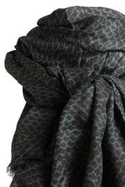 Sela Scarf | Army | Tørklæde med snake print fra Stylesnob