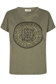 Yara Anniversary Tee | Army | T-shirt fra Mos Mosh