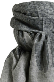 Fea Scarf | Grey | Tørklæde med fjer print fra Stylesnob