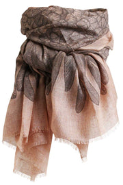 Fea Scarf | Powder rose | Tørklæde med fjer print fra Stylesnob