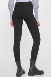 SRMid Rise Slim Jeans Black | Black | Slim fit jeans fra Soft Rebels