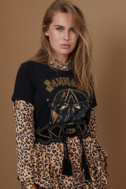 Felicia T-shirt | Sort | T-shirt med sommerfugle tryk fra Sofie Schnoor