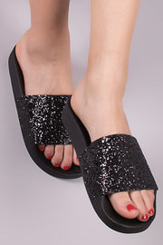 Glitter Black | Slippers med glimmer fra The White Brand