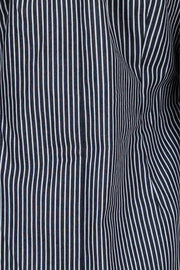 Tegan Stripe Dress l Sort l Kjole fra Neo Noir