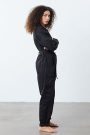 Yuko Jumpsuit | Black | Buksedragt fra Lollys Laundry