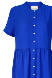 Aliya Dress | Neon Blue | Kjole fra Lollys Laundry