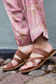 Azumi Sandal | Tan | Josefine Valentin sandal fra Copenhagen Shoes